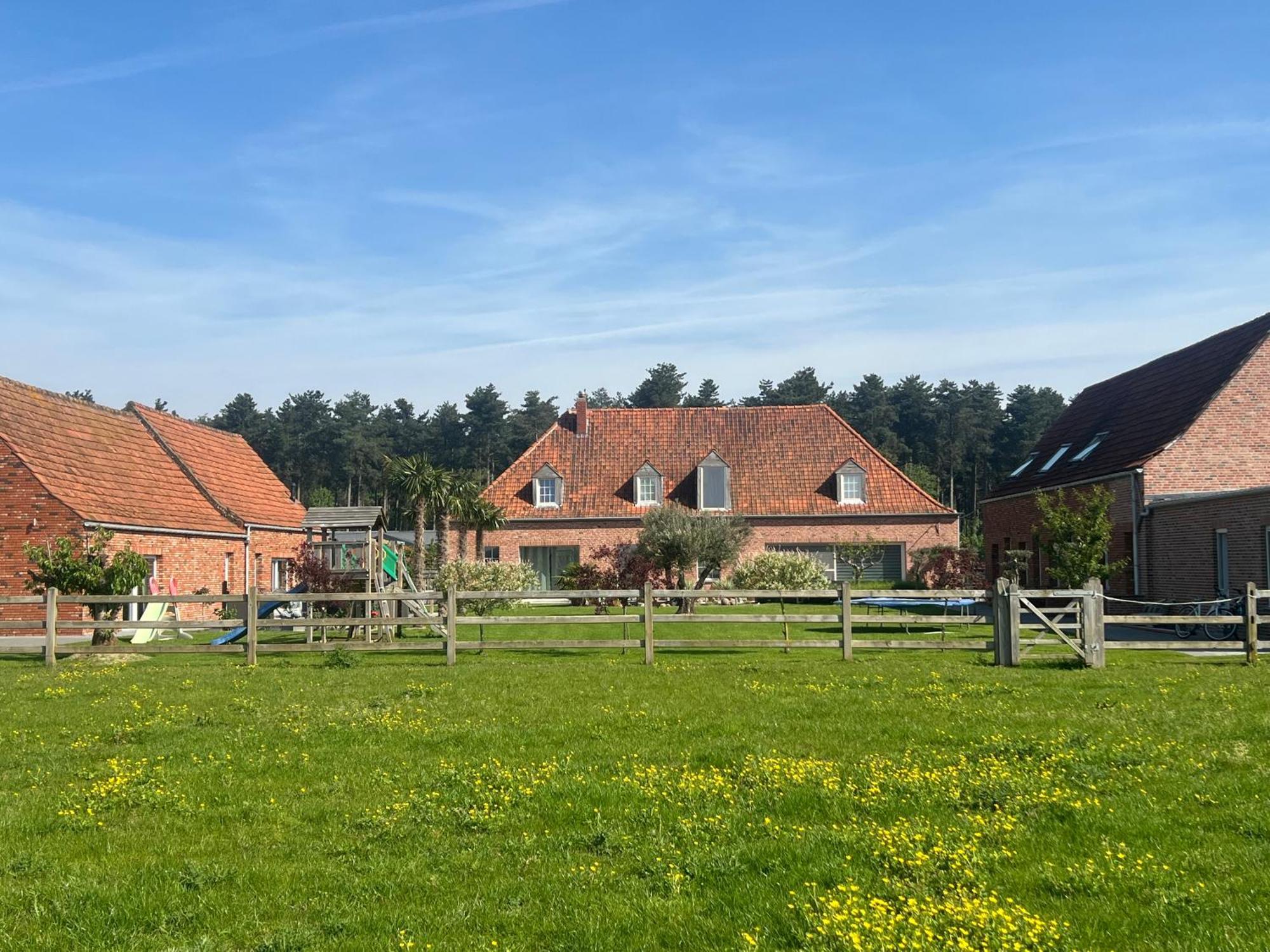 B&B Deso Zonnebeke Exterior photo